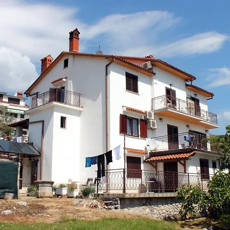 And With Parking Space Icici, Opatija - 2315 בית הארחה