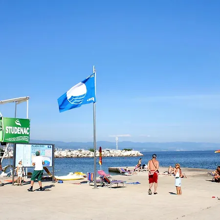 Gasthof And With Parking Space Icici, Opatija - 2315 *