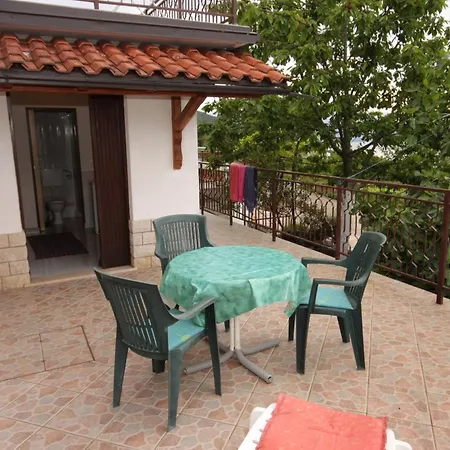 Guest house And With Parking Space Icici, Opatija - 2315