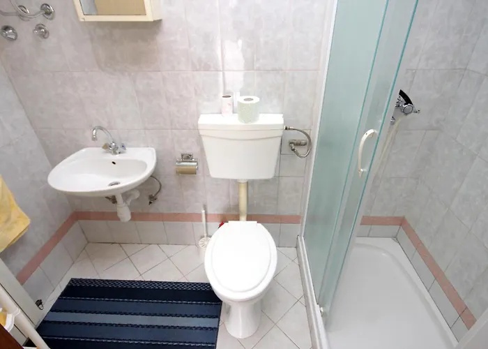 And With Parking Space Icici, Opatija - 2315 Gasthof